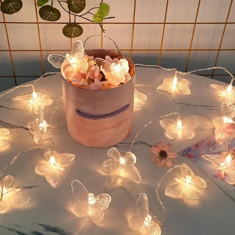 guirlande lumineuse led papillon pour fêtes et décorations intérieures - vue 4 sur 9