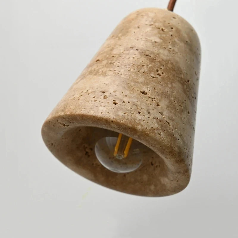 Suspension en marbre jaune