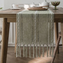 Chemin de table bohème brodé pompons tissés main