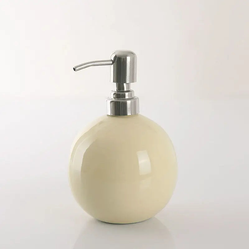 bouteille de gel douche et savon pour les mains accessoires de salle de bain