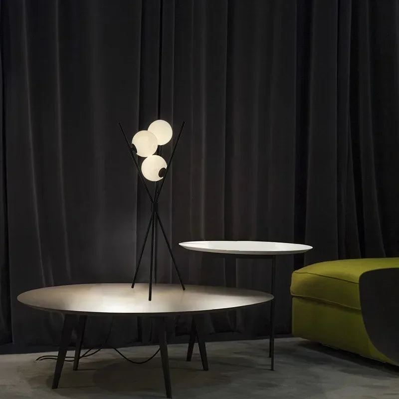 lampadaire led moderne boule de verre trépied lampe décorative - vue 4 sur 10