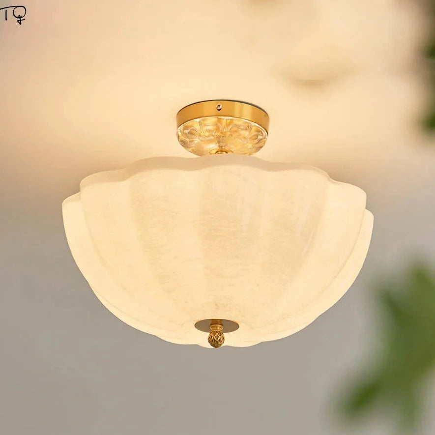 plafonnier led en verre crème et cuivre médiéval avec luminaires modernes