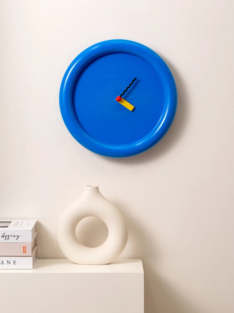 horloge murale style memphis pour décoration intérieure - vue 5 sur 10