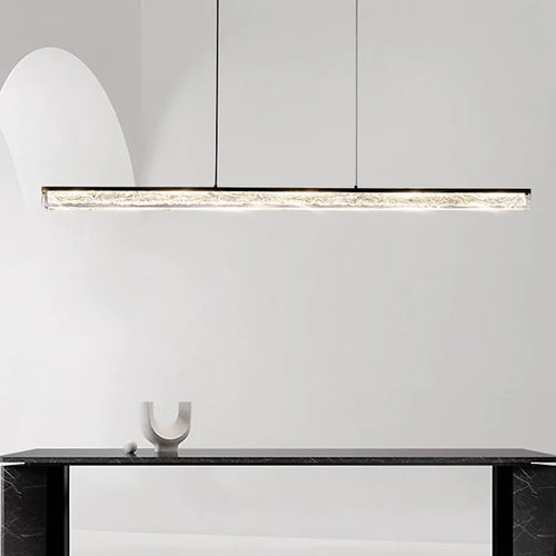 lustre en acrylique design italien pour espaces modernes et élégants