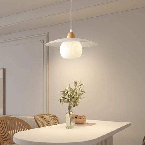 suspension moderne à bras oscillant led mobile