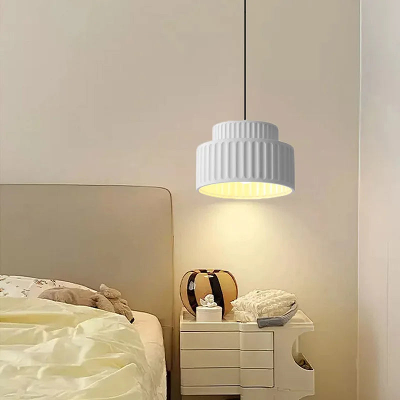 lampe led suspendue en résine design nordique simple décorative - vue 3 sur 10