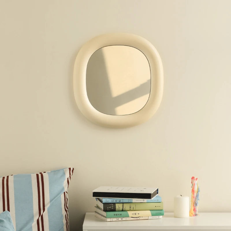 miroirs décoratifs ronds mignons pour maquillage suspendus à la main - vue 3 sur 8