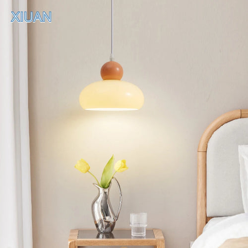suspension LED au design moderne décorative idéale pour bar ou table