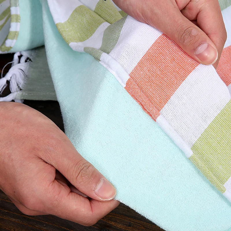 serviette de plage turque coton rayée pompons légère