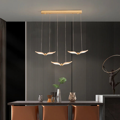 lustre moderne suspendu pour atmosphère créative et minimaliste