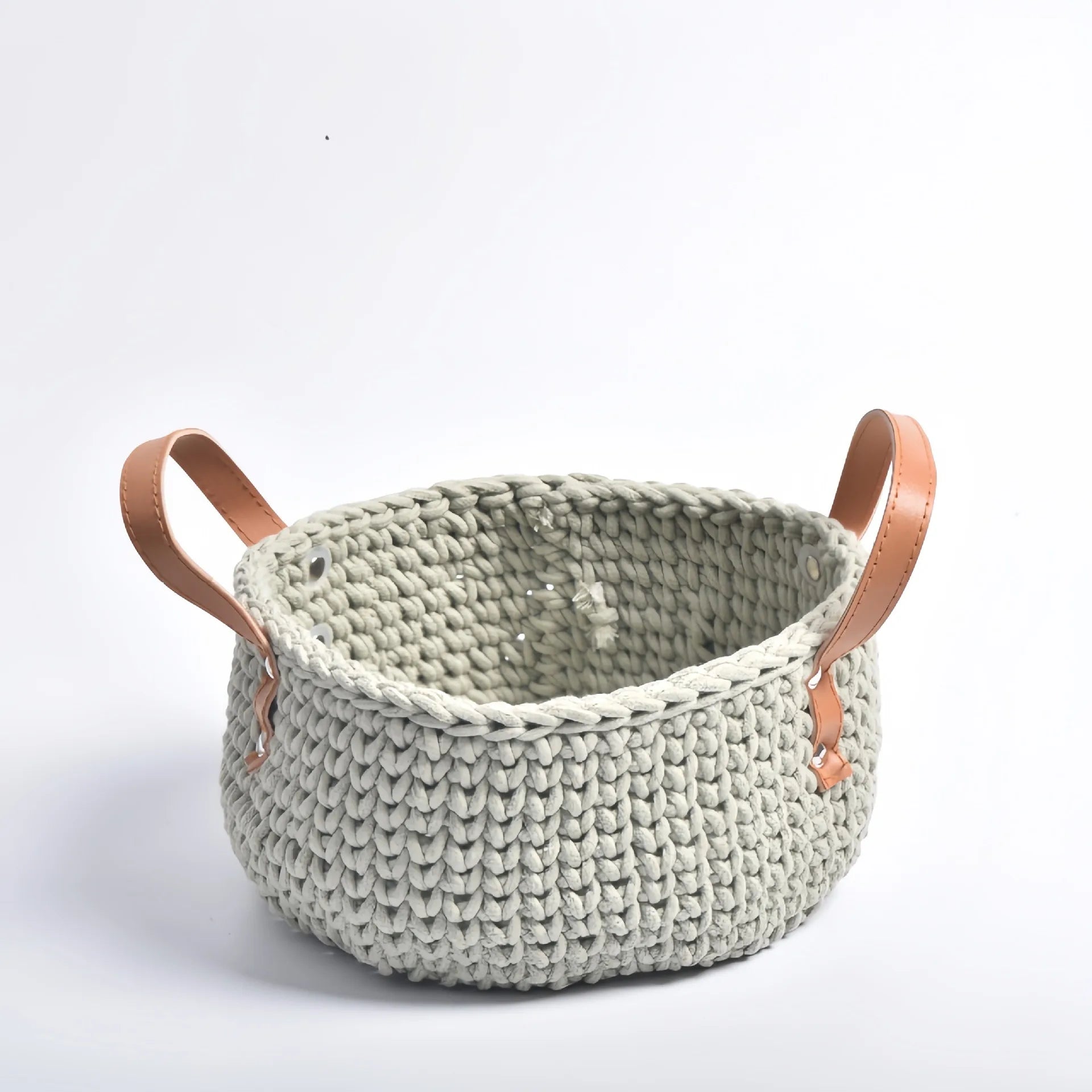 panier de rangement tricoté à la main en coton avec poignée en cuir - vue 10 sur 16