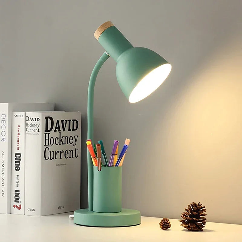 lampe de bureau créative nordique avec porte-stylo led décoratif - vue 4 sur 11