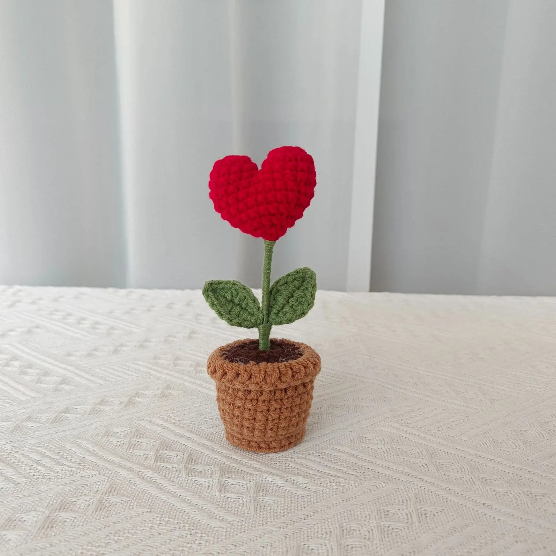 plante en pot tricotée à la main pour cadeau décoratif de saint valentin - vue 16 sur 19