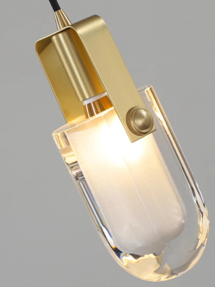 lustre en cristal cuivre design nordique pour intérieur élégant