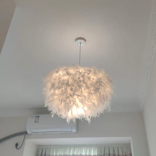 Suspension moderne en plumes E27