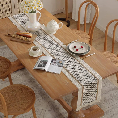 Chemin de table bohème coton lin pompons beige