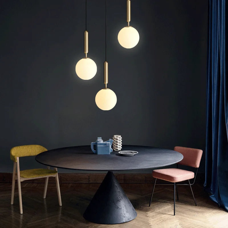 lustre nordique en cuivre design créatif en verre à LED