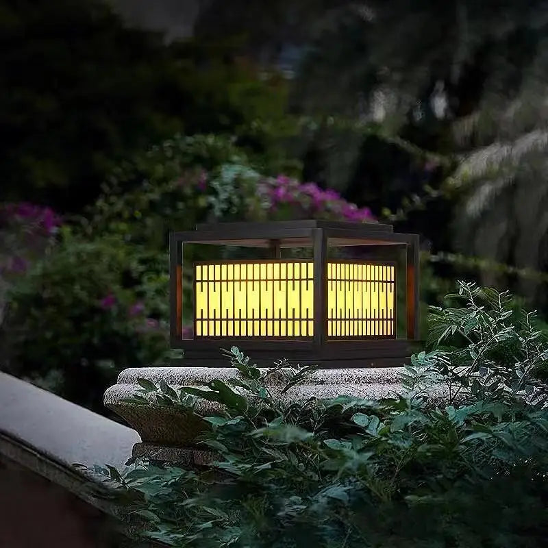 lampe solaire extérieure à led avec télécommande et intensité variable - vue 7 sur 10