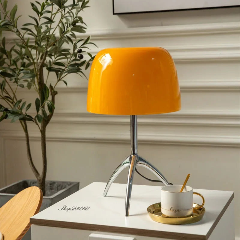 Lampe de bureau trépied postmoderne de styliste italien