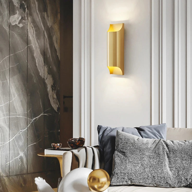applique murale minimaliste en cuivre pour intérieur