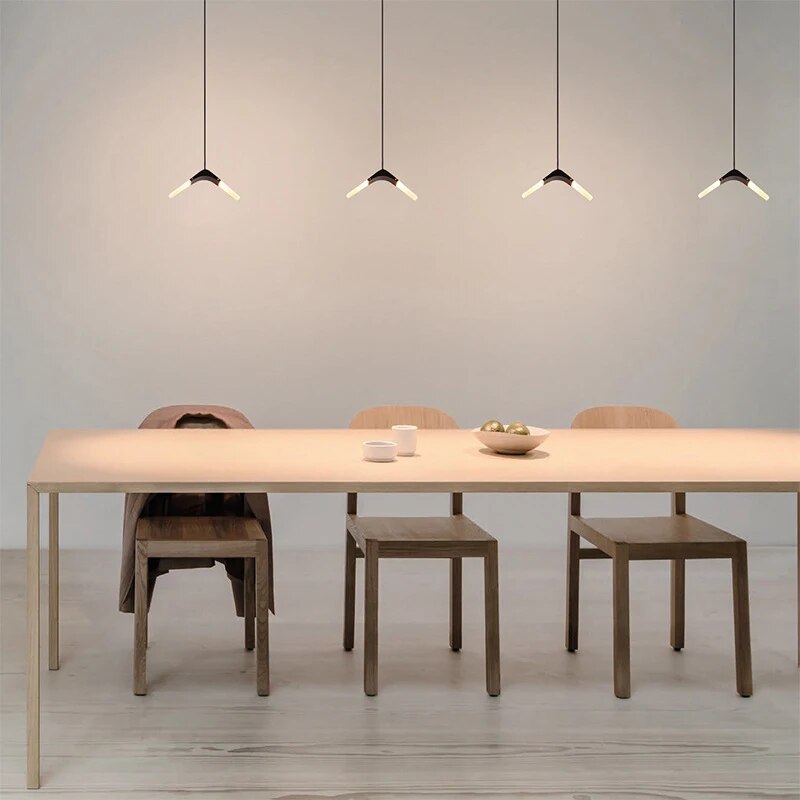 Suspension LED volantes modernes pour salle à manger