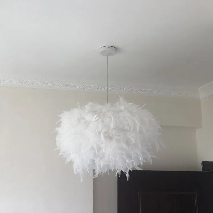 Suspension moderne en plumes E27 - vue 3 sur 5