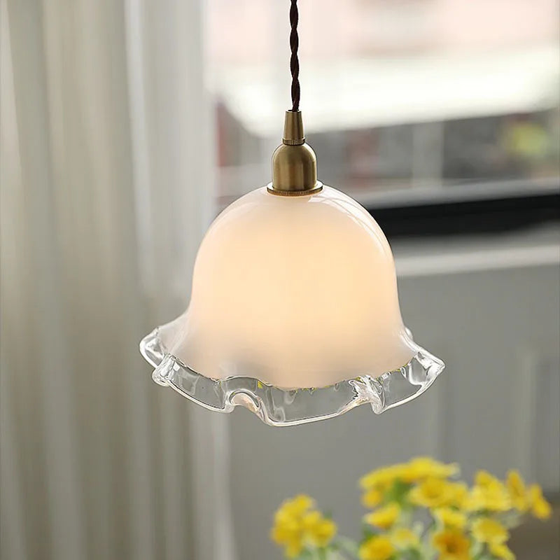 lustre vintage en forme de bourgeons de fleurs en verre nordique - vue 4 sur 7
