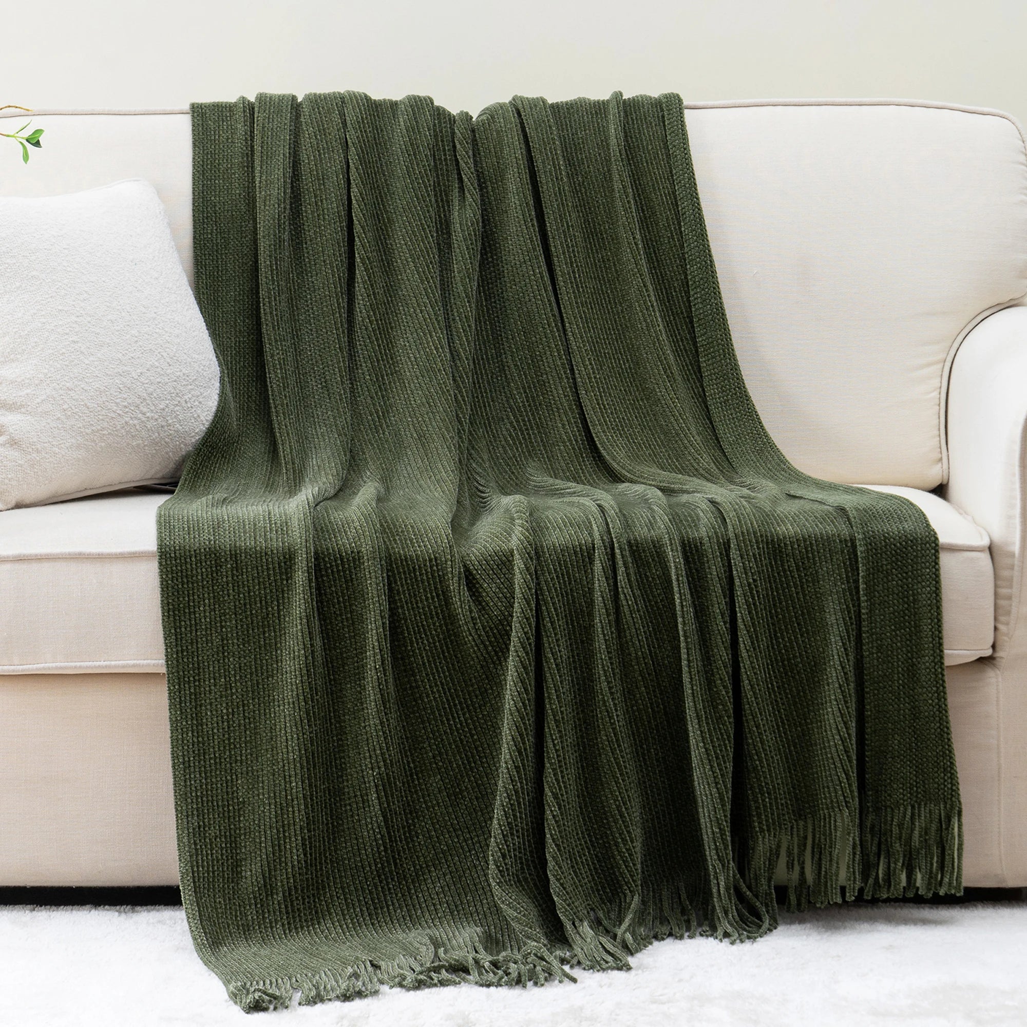 Plaid maille chenille a pompons motif carreaux decor - vue 3 sur 6