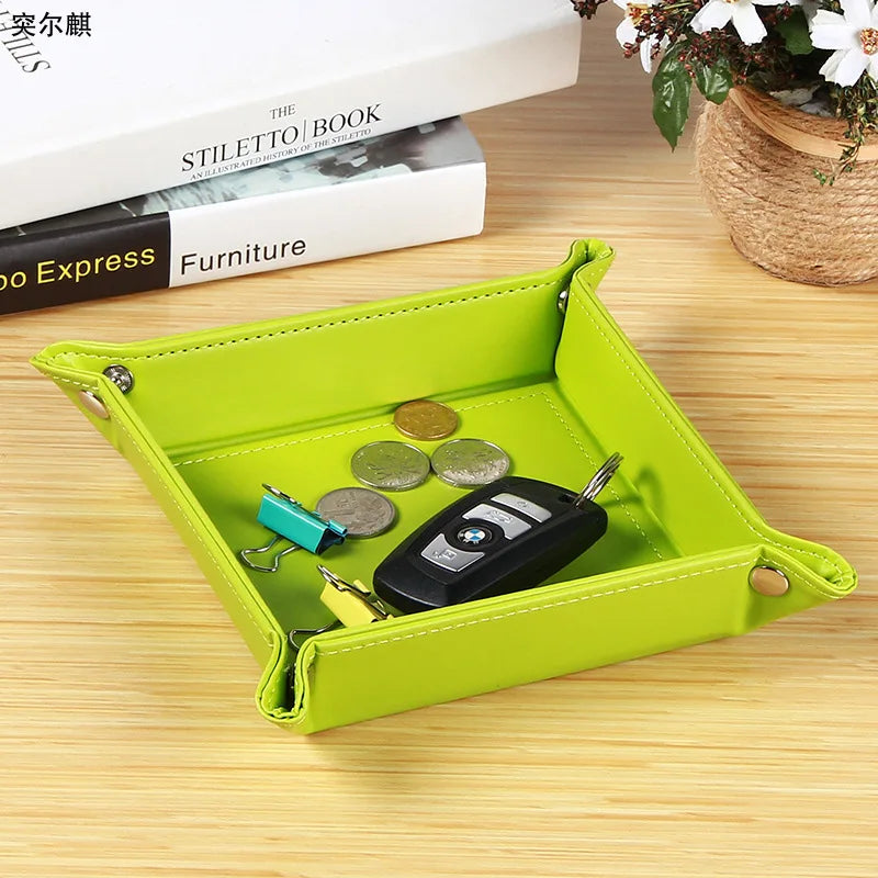plateau moderne vide-poche pour clés et petits objets - vue 3 sur 8