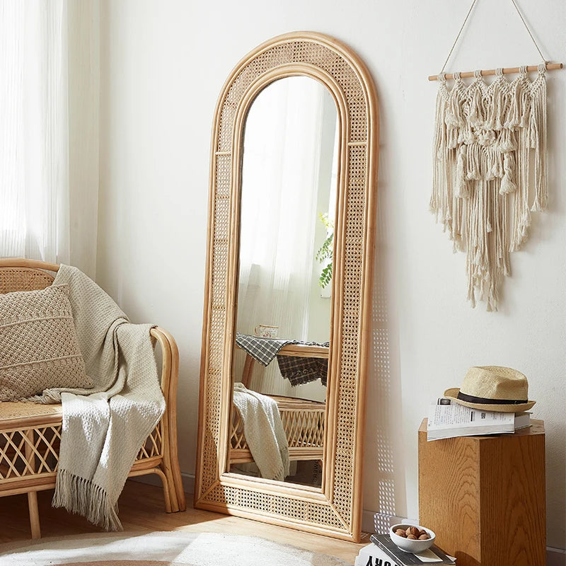 miroir vintage plein format en rotin pour chambre fille - vue 4 sur 5