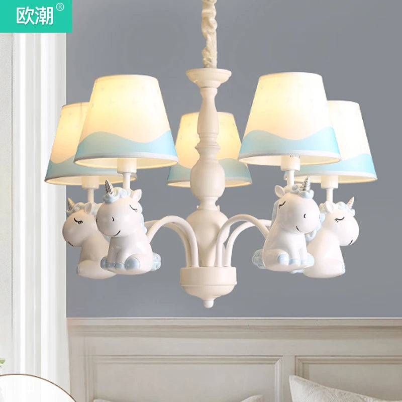 lustre licorne pour jardin d'enfants et chambre à coucher - vue 6 sur 11