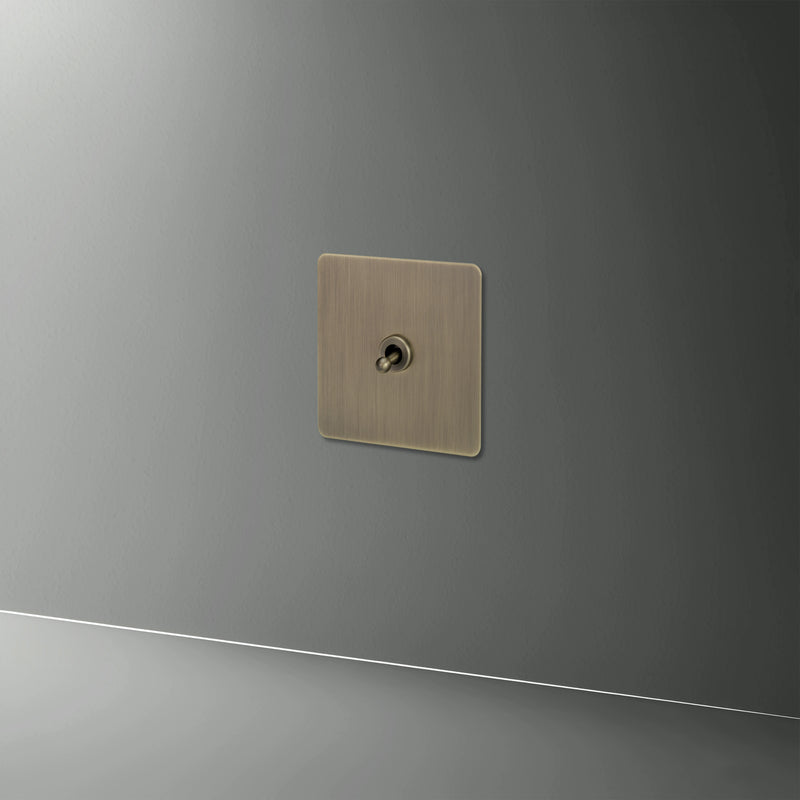 Prise RJ45 en acier gris brossé bords arrondis