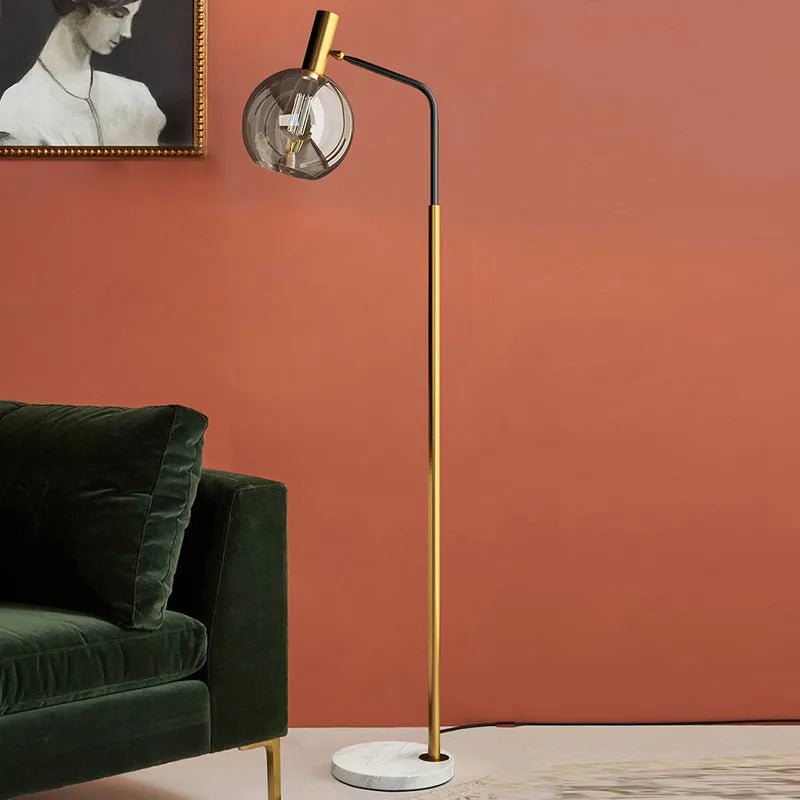 lampadaire doré et noir en métal et verre pour intérieur - vue 5 sur 9