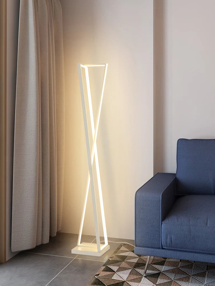 Lampadaire Led à géométrie noire et blanche moderne - vue 4 sur 10