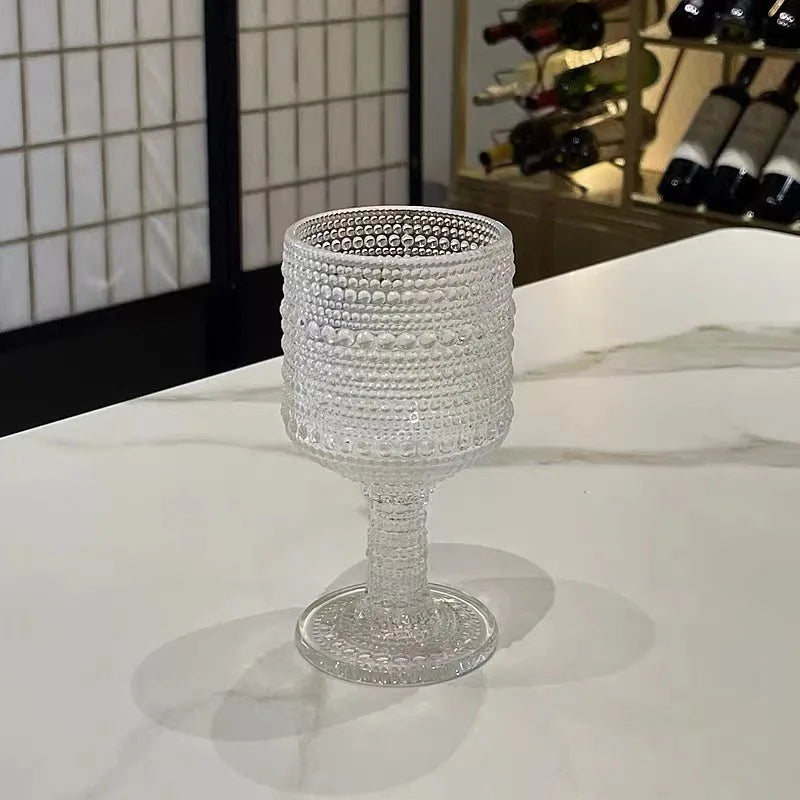Verres retro sur pied style vintage pour cocktail