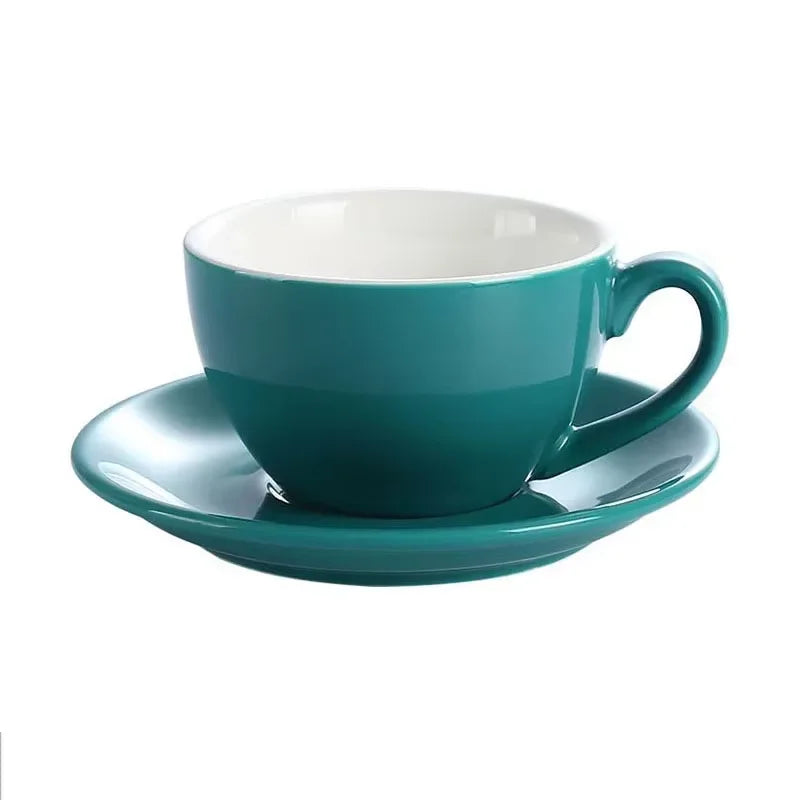 Service à café porcelaine style barista moderne soucoupe