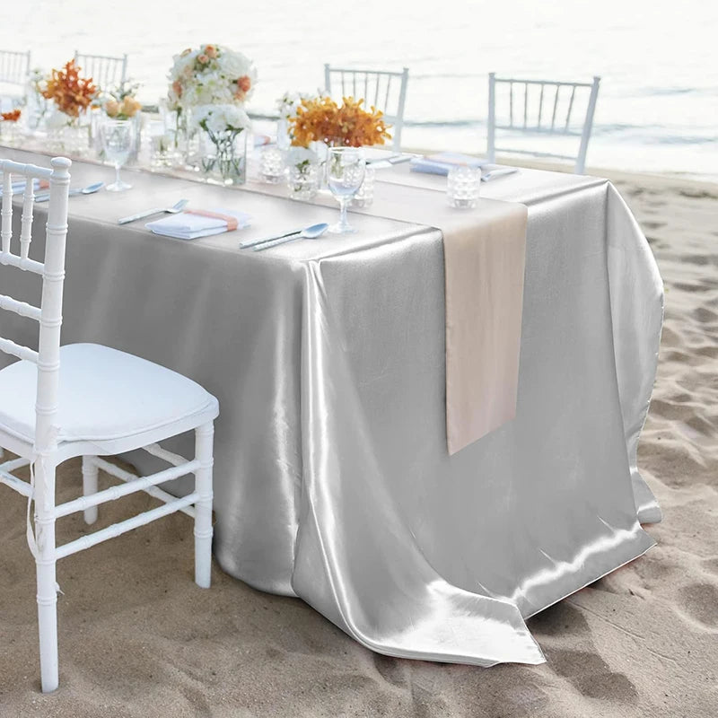 Nappe satin douce et soyeuse pour table fete