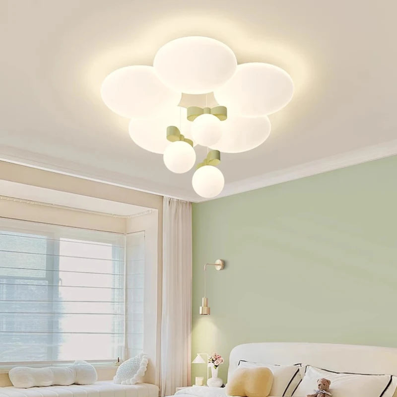 plafonnier fleuri moderne pour chambre d'enfant romantique et chaleureuse - vue 4 sur 6