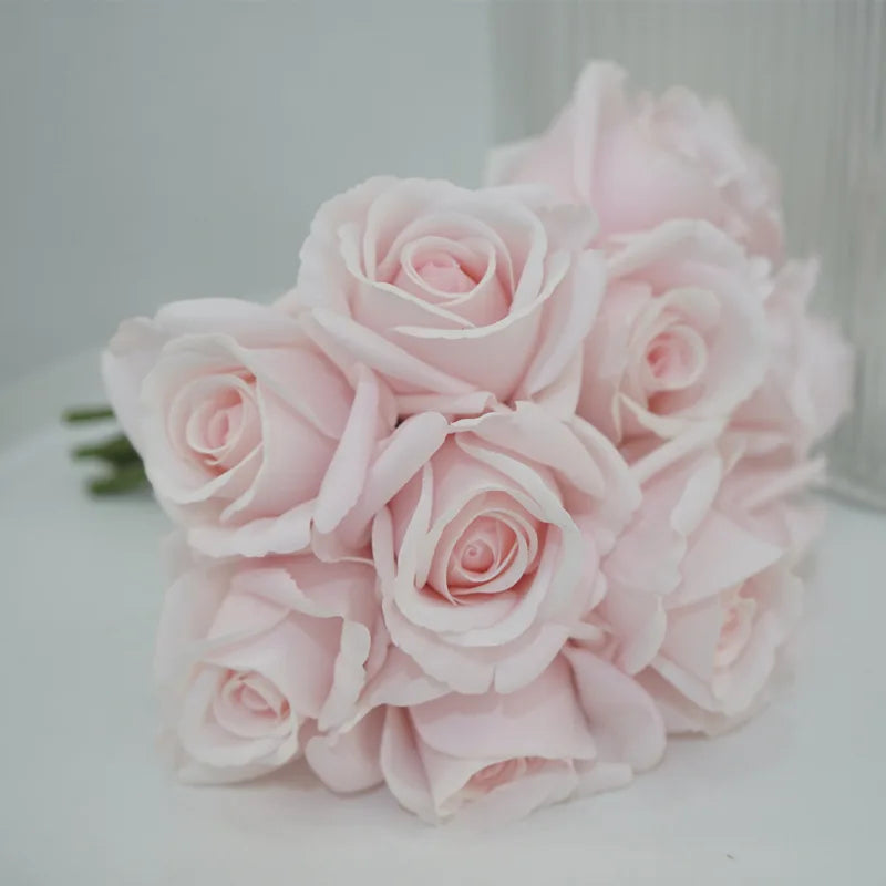 bouquets de roses artificielles réalistes pour décorations variées