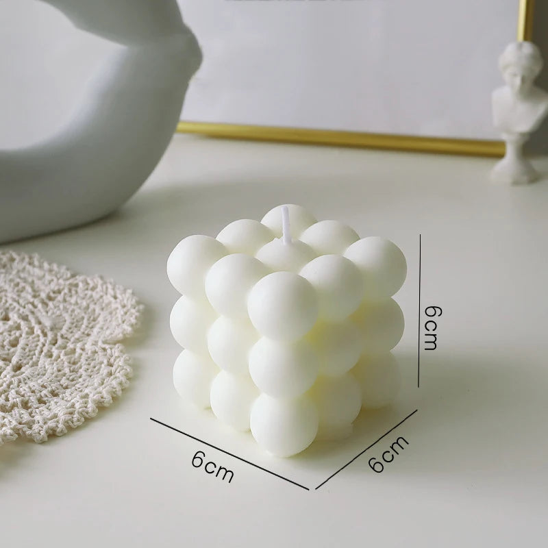 bougie parfumée big cube pour décoration moderne et aromathérapie - vue 22 sur 39