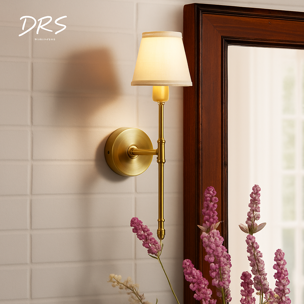 Applique murale dorée avec abat-jour tissu Europe - vue 3 sur 3