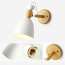 applique-murale-led-style-nordique-en-bois-moderne-4.png