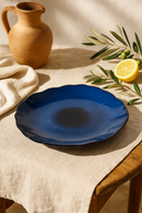 assiette plate céramique japonaise forme irrégulière style coquillage