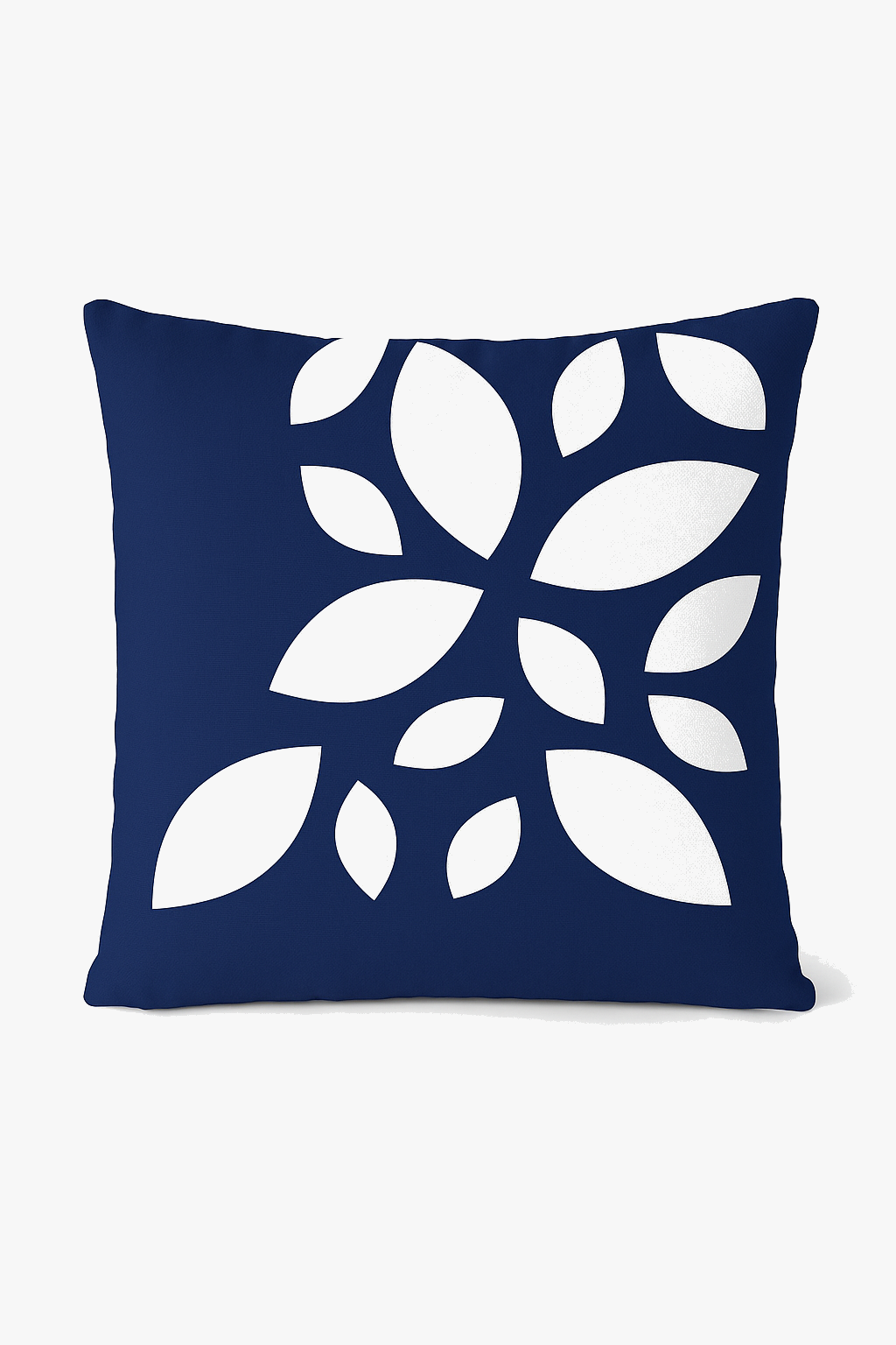 coussin bleu marine géométrique pour décoration intérieure