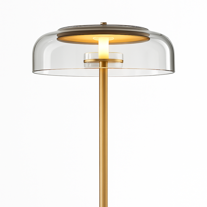 Lampadaire doré avec abat-jour en verre arrondi