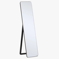 miroir sur pied avec cadre en bois élégant et moderne