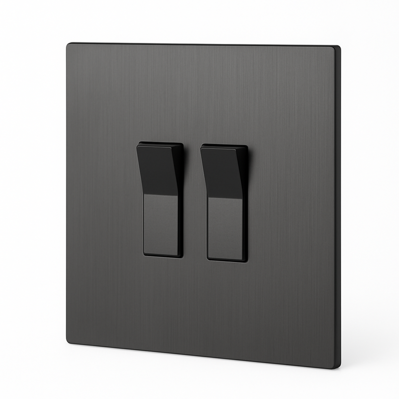 Prise électrique et double USB et USB type C en acier gris foncé brossé