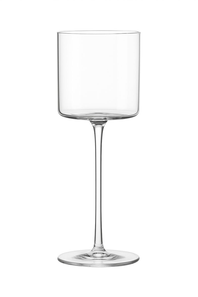 Verre a cocktail elegant a pied style margarita