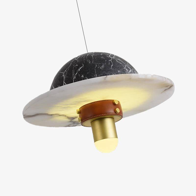 Suspension design à LED en marbre noir et blanc et métal doré