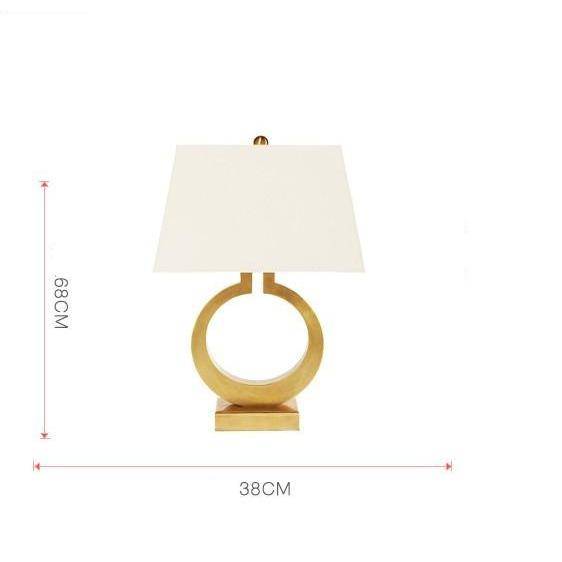 Lampe à poser design LED en métal doré avec abat-jour triangulaire Lampara - vue 5 sur 4
